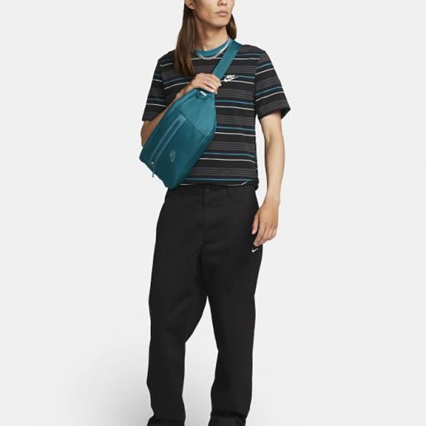 Бананка Nike Elemental Premium