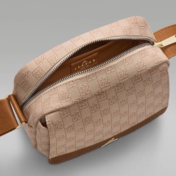 Сумка через плече Jordan Monogram Mini