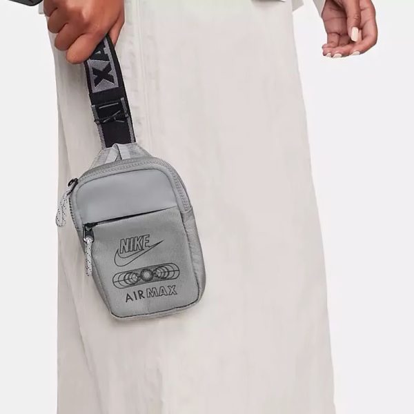 Нагрудна барсетка Nike Air Max Essentials