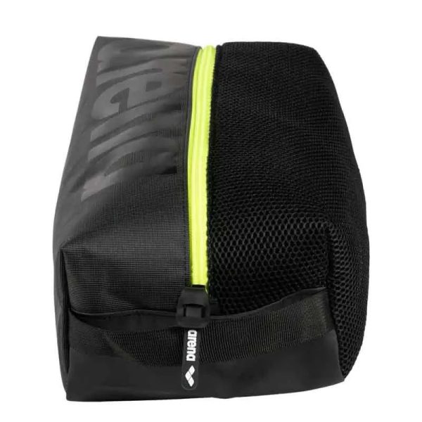 Барсетка косметичка Арена Arena Spiky III Pocket Bag
