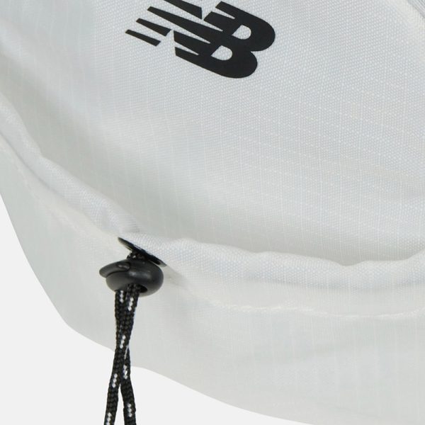 Сумка через плече New Balance Essential Sling