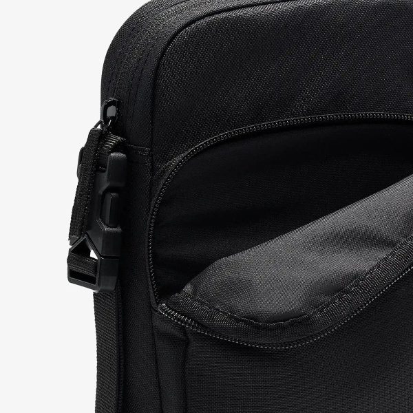 Чорна барсетка на плече Nike Air Max Heritage Cross-Body Bag