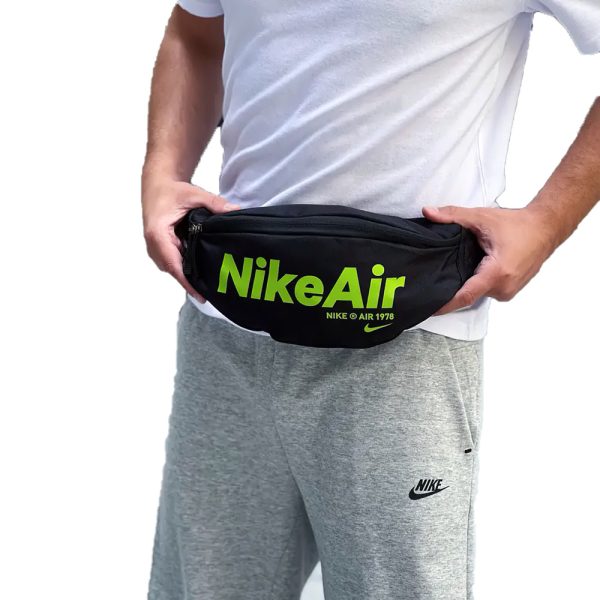 Сумка на пояс Nike Heritage Hip Pack 2.0