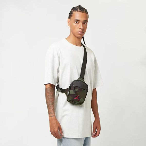 Нагрудная барсетка Jordan Airborne Hip Bag