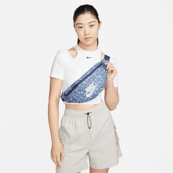 Сумка на пояс Nike Heritage Accessory Print SU23
