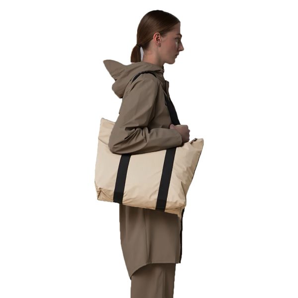Водонепроникна сумка спортивна Rains Totes | 20 л.