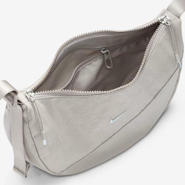 Сумка Найк через плече жіноча Nike Aura Crescent Cross‑Body
