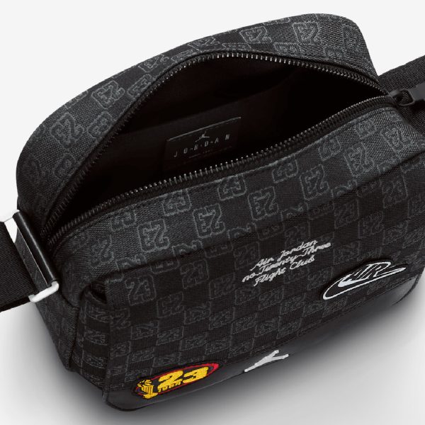 Сумка через плече Jordan Monogram Messenger Bag